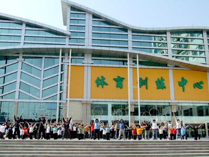 右江民族医学院(图1)